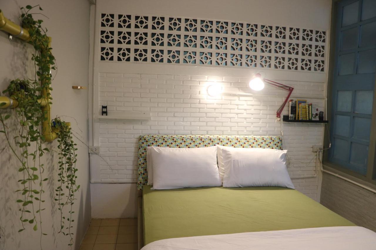 Nesuto Hostel Ramkamhaeng 52 Бангкок Екстер'єр фото