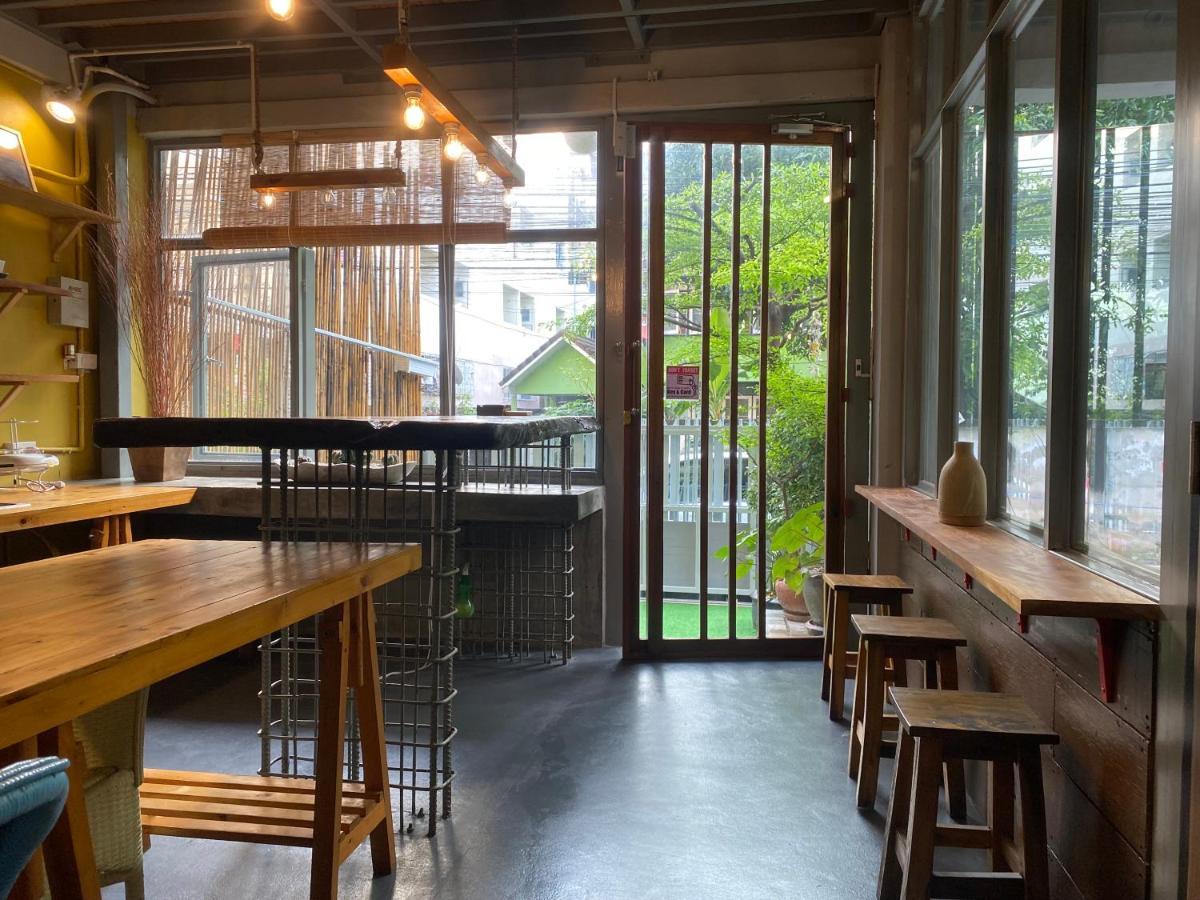 Nesuto Hostel Ramkamhaeng 52 Бангкок Екстер'єр фото
