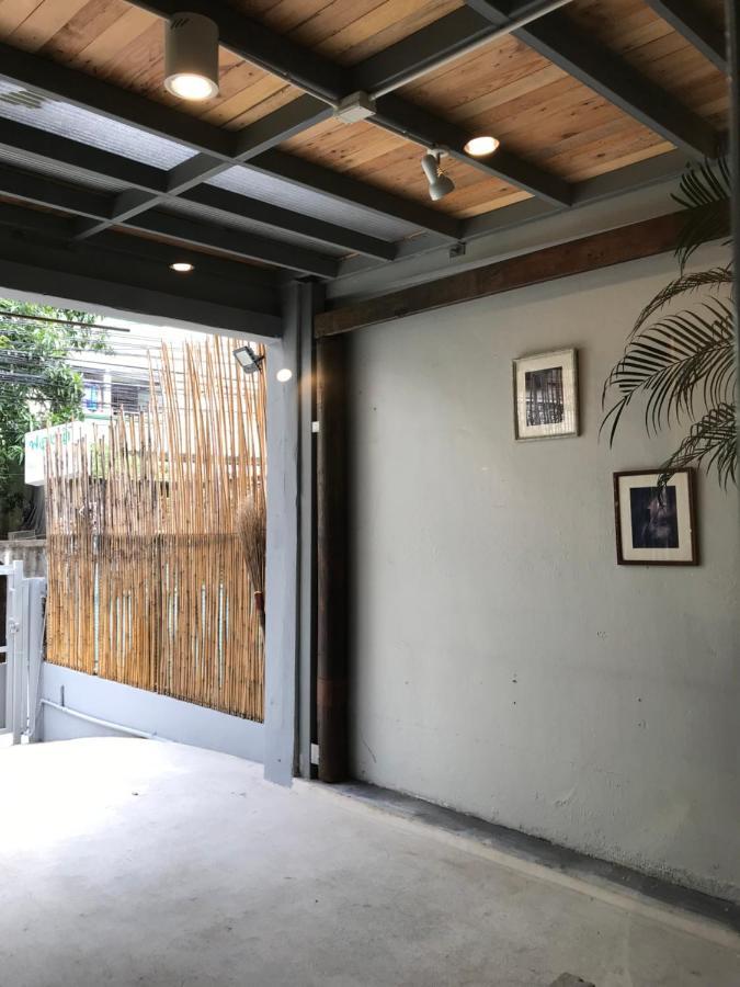 Nesuto Hostel Ramkamhaeng 52 Бангкок Екстер'єр фото