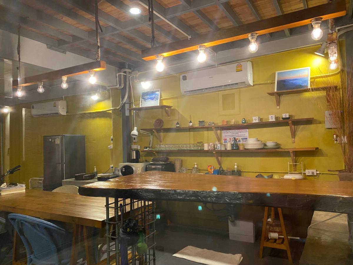 Nesuto Hostel Ramkamhaeng 52 Бангкок Екстер'єр фото