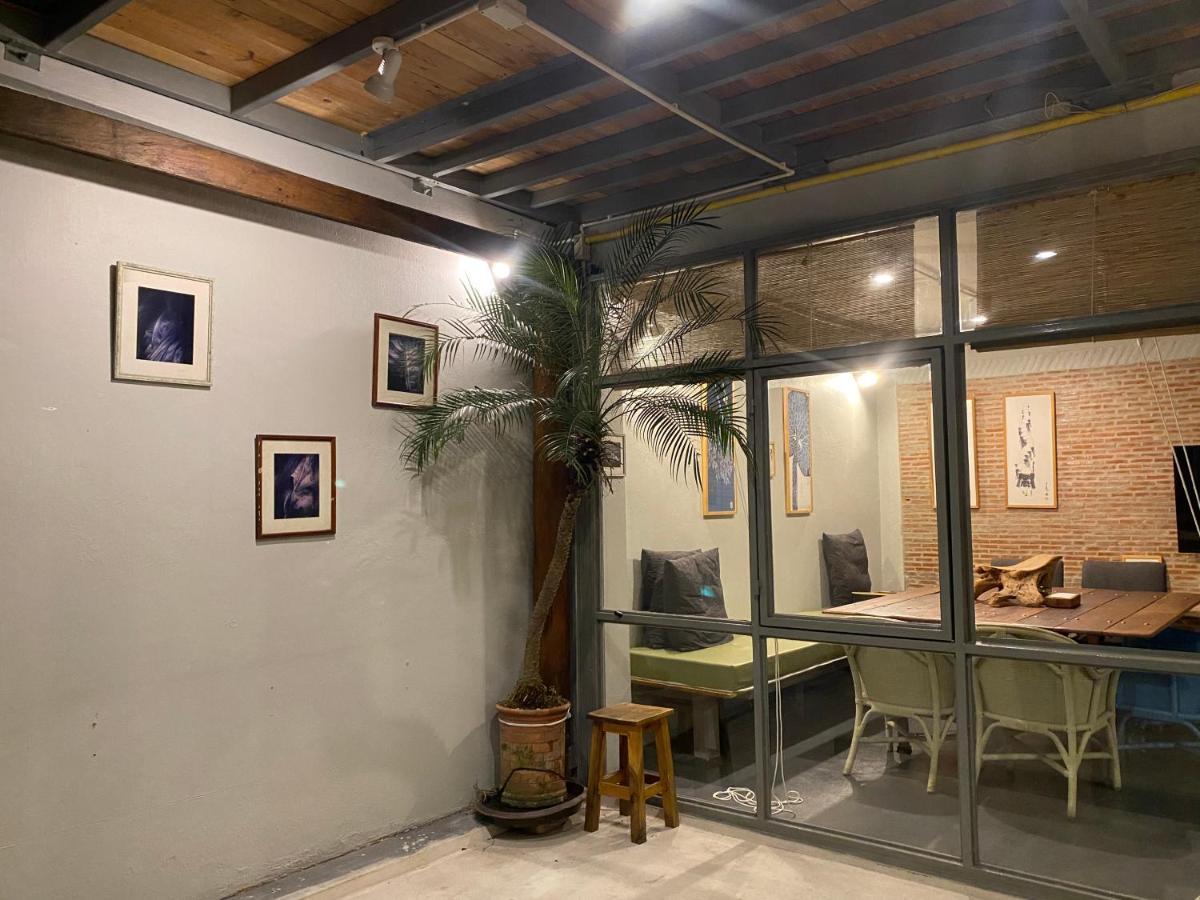 Nesuto Hostel Ramkamhaeng 52 Бангкок Екстер'єр фото